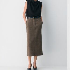 Aritizia chisel maxi skirt in brown plaid